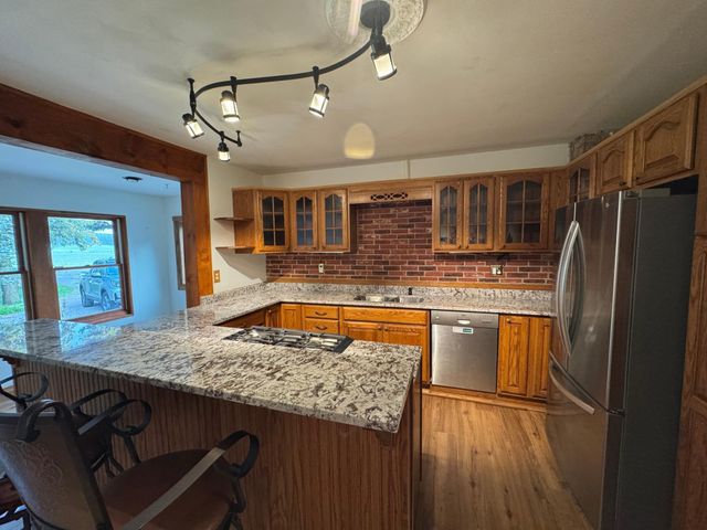 N3706 690th Street, Hartland Twp, WI 54011