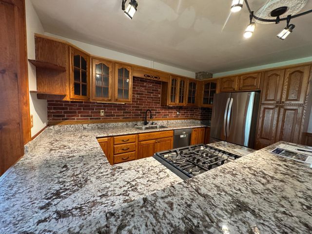 N3706 690th Street, Hartland Twp, WI 54011