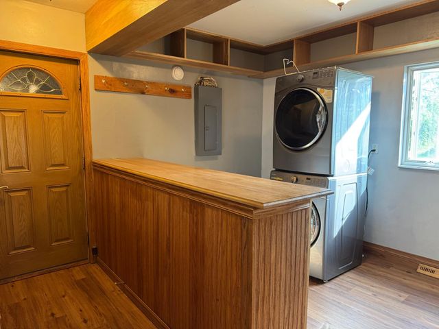 N3706 690th Street, Hartland Twp, WI 54011