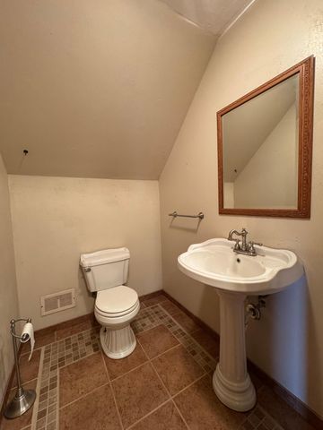 N3706 690th Street, Hartland Twp, WI 54011