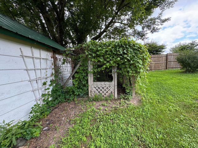 N3706 690th Street, Hartland Twp, WI 54011