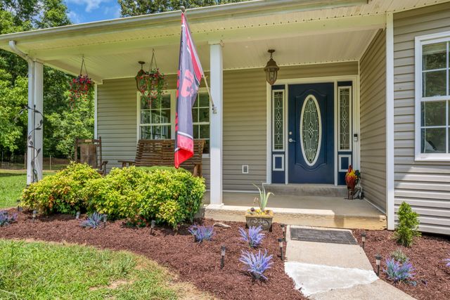 1062 Highway 96 N, Fairview, TN 37062