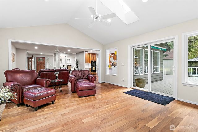 1510 199th Avenue E, Lake Tapps, WA 98391