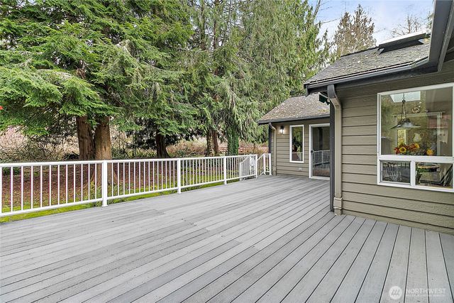 1510 199th Avenue E, Lake Tapps, WA 98391