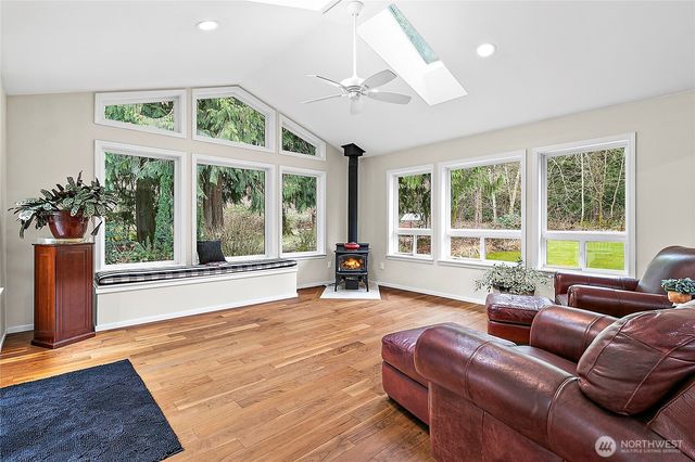 1510 199th Avenue E, Lake Tapps, WA 98391