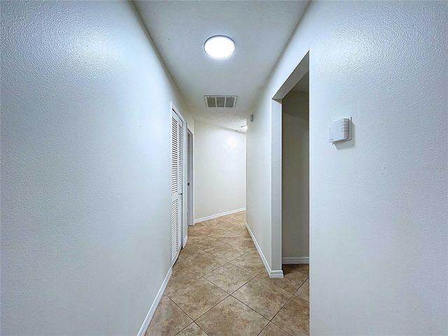 17307 LOCKWOOD RIDGE DRIVE, Tampa, FL 33647