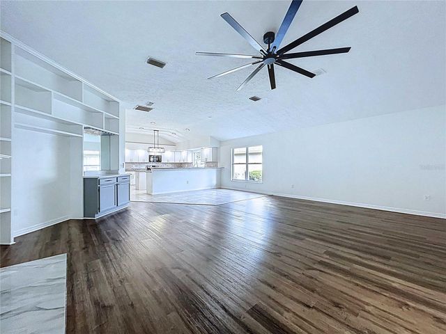 17307 LOCKWOOD RIDGE DRIVE, Tampa, FL 33647