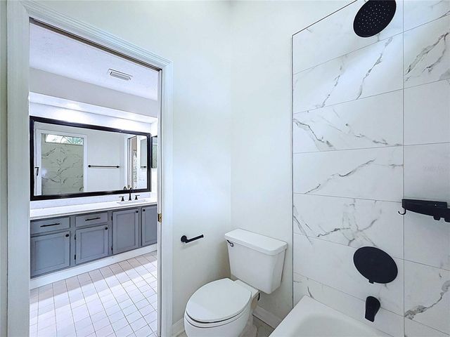 17307 LOCKWOOD RIDGE DRIVE, Tampa, FL 33647