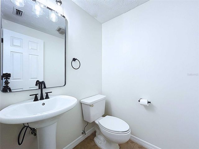 17307 LOCKWOOD RIDGE DRIVE, Tampa, FL 33647