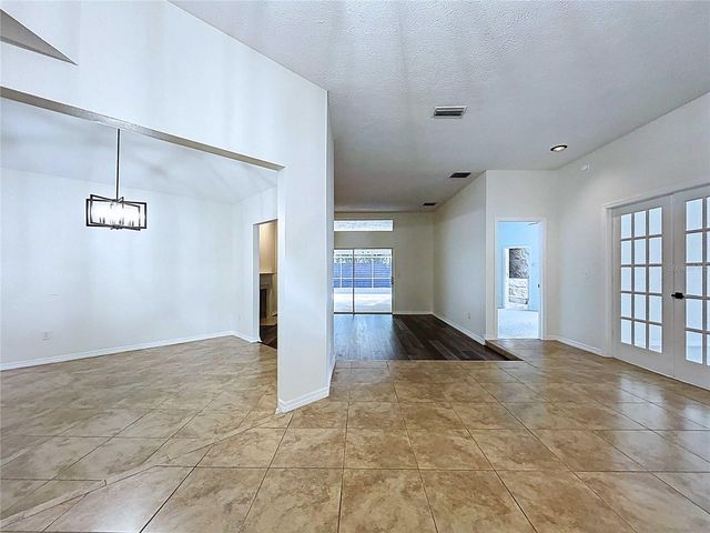 17307 LOCKWOOD RIDGE DRIVE, Tampa, FL 33647