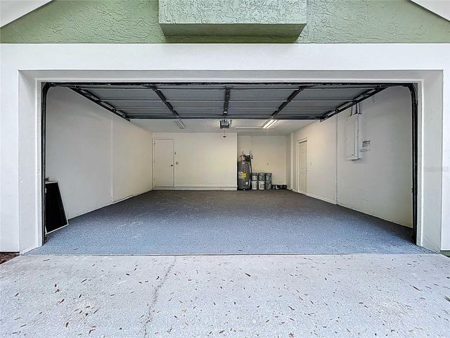 17307 LOCKWOOD RIDGE DRIVE, Tampa, FL 33647