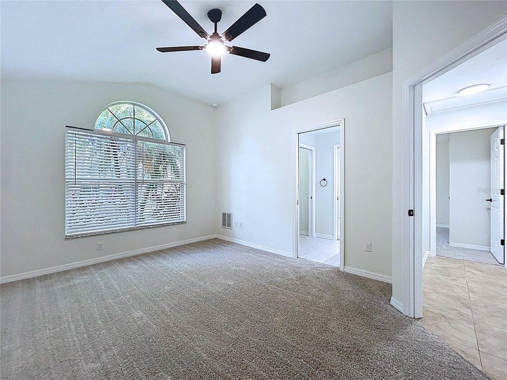 Image 54 of property listing at 17307 LOCKWOOD RIDGE DRIVE, Tampa, FL 33647