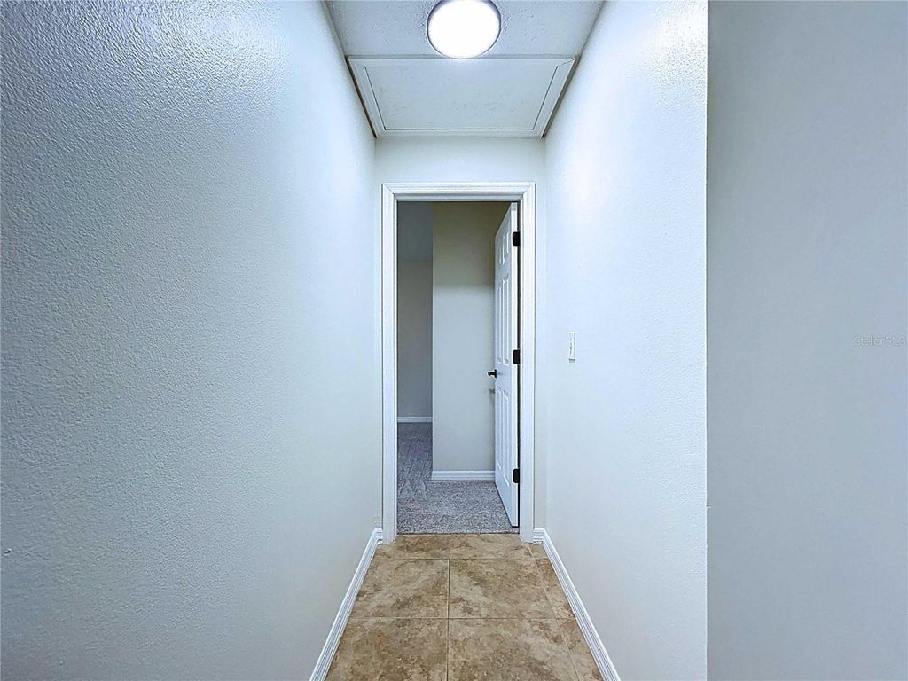 Image 56 of property listing at 17307 LOCKWOOD RIDGE DRIVE, Tampa, FL 33647