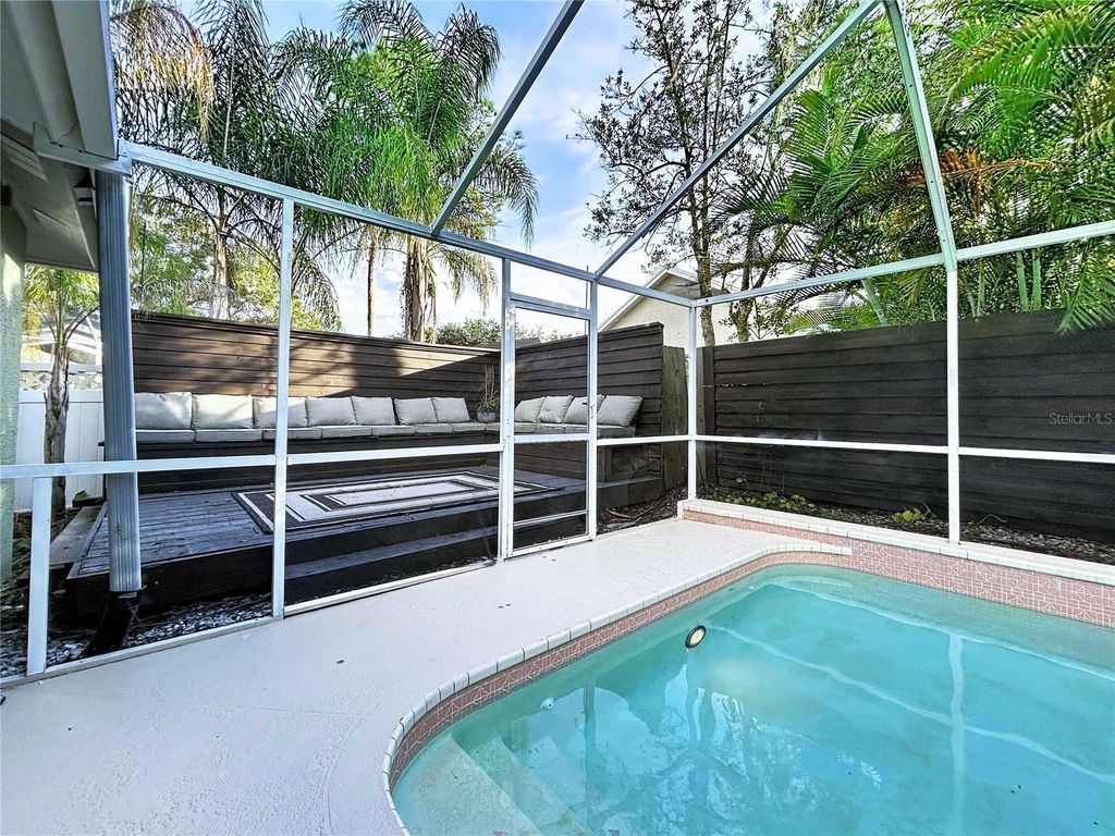 Image 86 of property listing at 17307 LOCKWOOD RIDGE DRIVE, Tampa, FL 33647