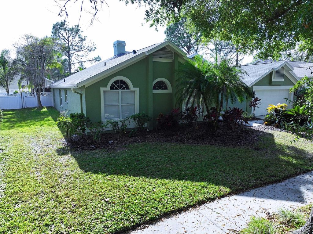 Image 97 of property listing at 17307 LOCKWOOD RIDGE DRIVE, Tampa, FL 33647