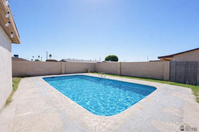 1820 S Magnolia Ave, Yuma, AZ 85364