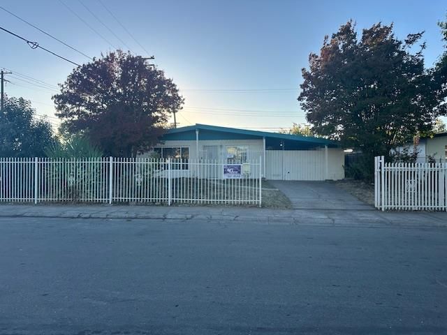 5504 55th St, Sacramento, CA 95820