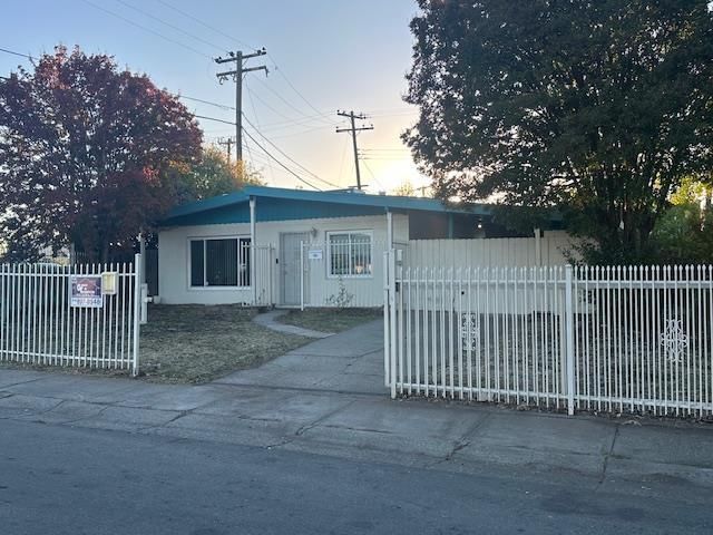 5504 55th St, Sacramento, CA 95820