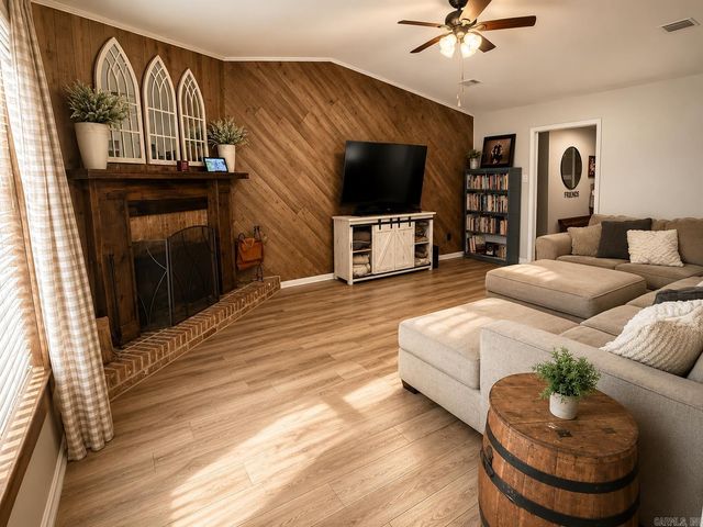 1403 Misty Drive, Benton, AR 72019