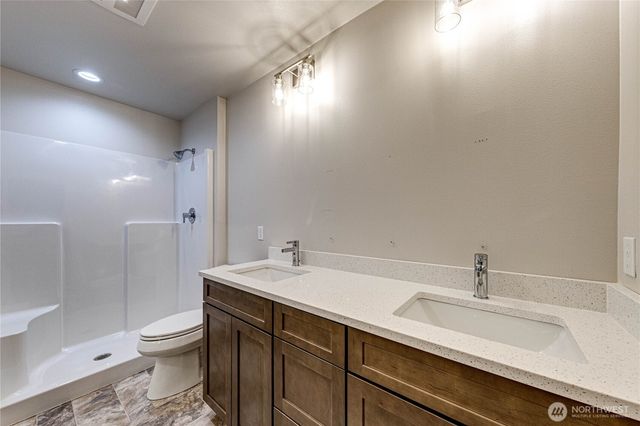 206 Creekside Drive, Port Angeles, WA 98362