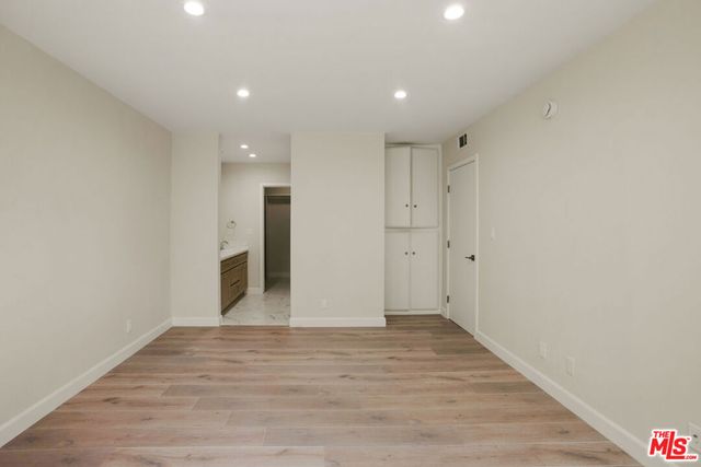 1470 Rexford Drive 103, Los Angeles, CA 90035