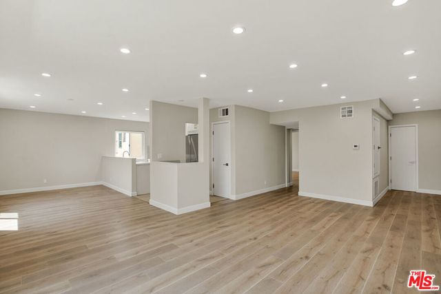 1470 Rexford Drive 103, Los Angeles, CA 90035