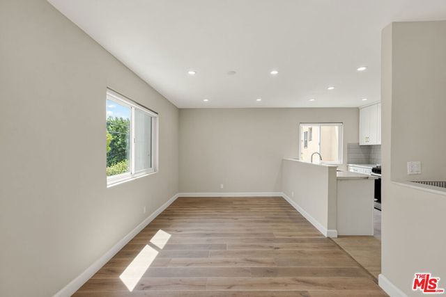 1470 Rexford Drive 103, Los Angeles, CA 90035