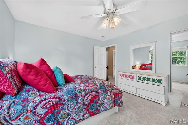 334 Clayton Oaks Drive, Ellisville, MO 63011