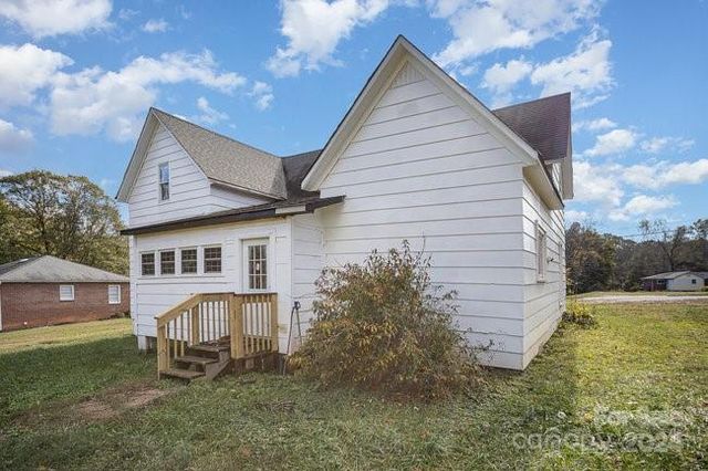 127 E Branch Avenue, Shelby, NC 28152