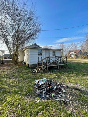 315 BELMONT ST, Savannah, TN 38372