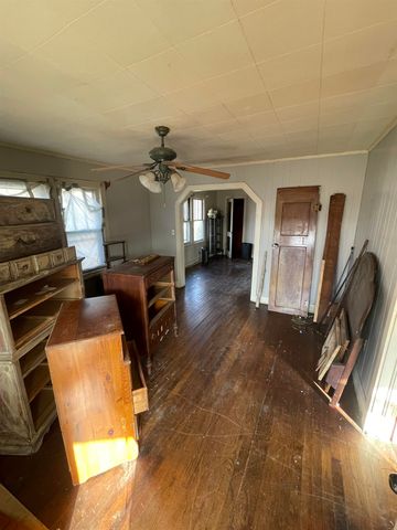 315 BELMONT ST, Savannah, TN 38372