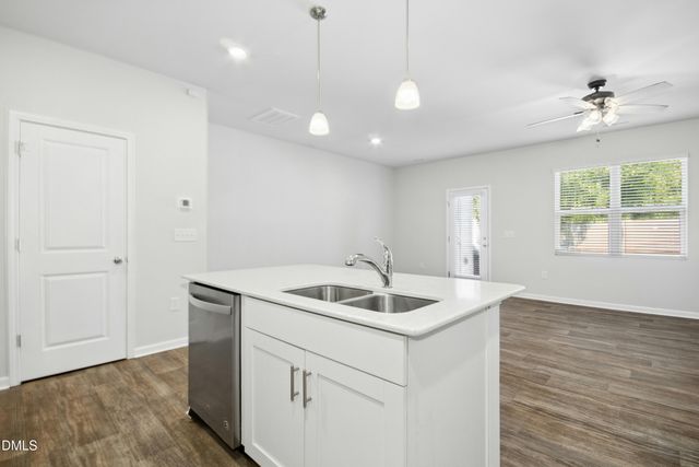 185 N Enterprise Drive, Clayton, NC 27520