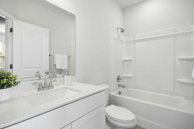 185 N Enterprise Drive, Clayton, NC 27520