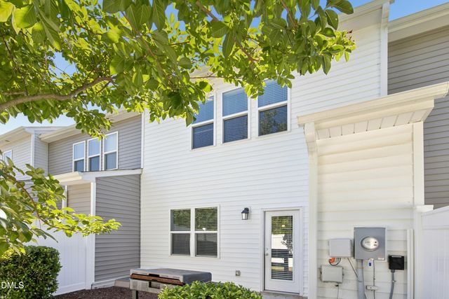 185 N Enterprise Drive, Clayton, NC 27520