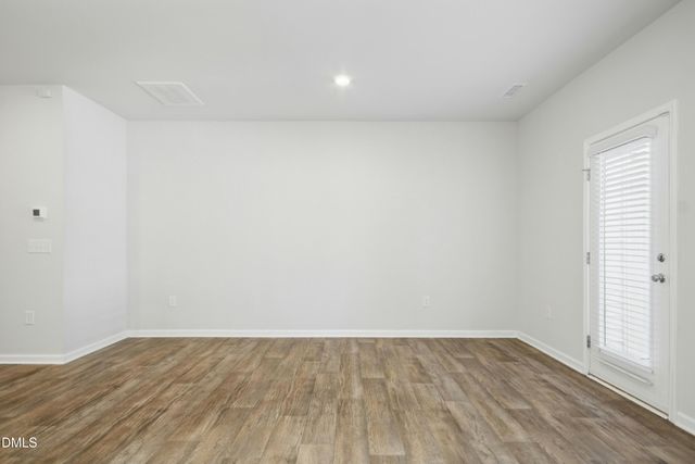 185 N Enterprise Drive, Clayton, NC 27520