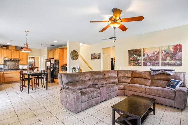 8432 Arrowroot Cir, Antelope, CA 95843