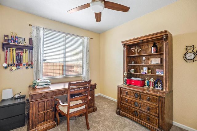 8432 Arrowroot Cir, Antelope, CA 95843