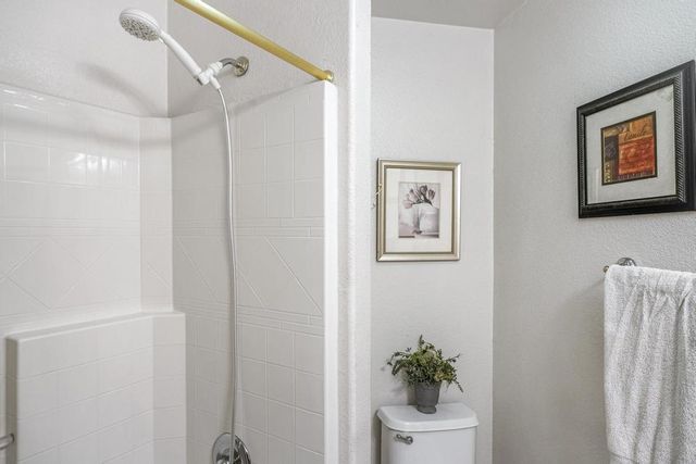 8432 Arrowroot Cir, Antelope, CA 95843