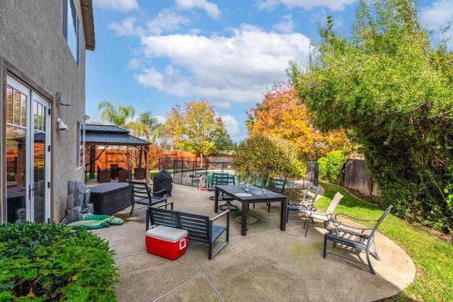 8432 Arrowroot Cir, Antelope, CA 95843