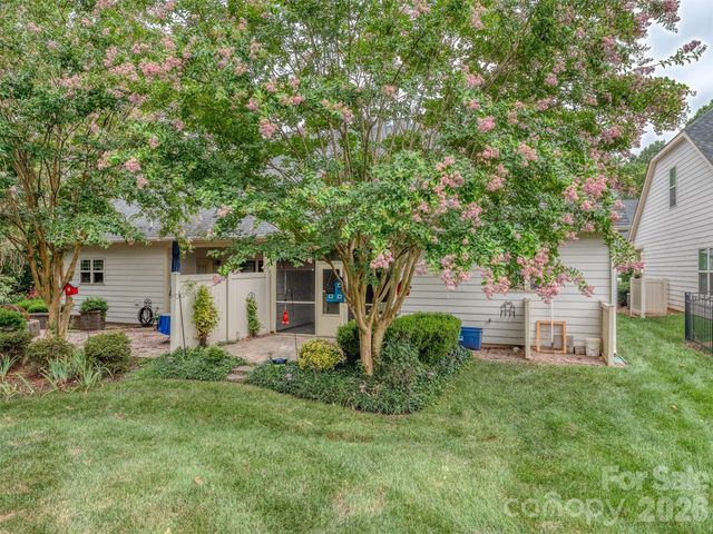 111 Coral Lane, Mooresville, NC 28117