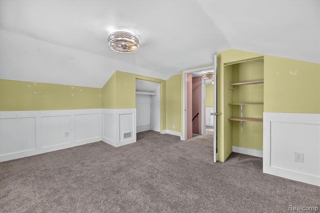 103 Washington Street, Holly, MI 48442