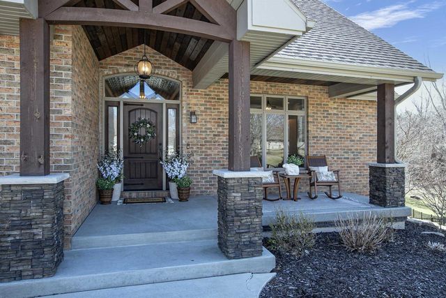 2592 REMINGTON COURT, Green Bay, WI 54302