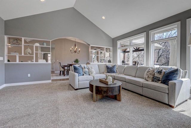 2592 REMINGTON COURT, Green Bay, WI 54302