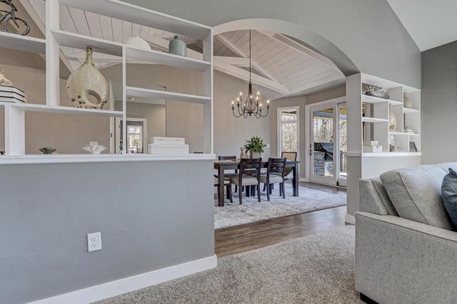 2592 REMINGTON COURT, Green Bay, WI 54302