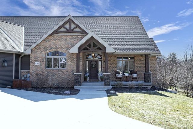 2592 REMINGTON COURT, Green Bay, WI 54302