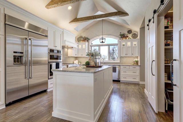 2592 REMINGTON COURT, Green Bay, WI 54302