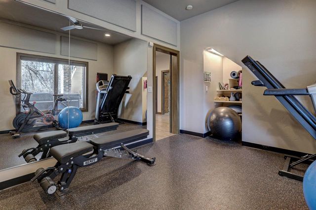 2592 REMINGTON COURT, Green Bay, WI 54302