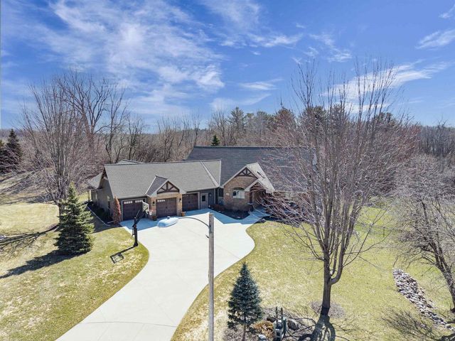 2592 REMINGTON COURT, Green Bay, WI 54302