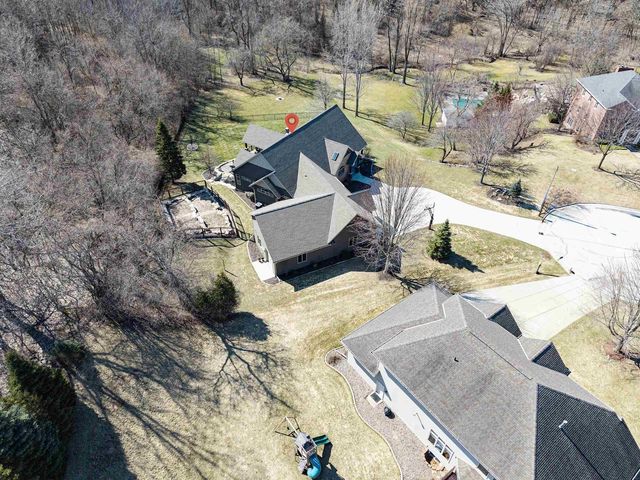 2592 REMINGTON COURT, Green Bay, WI 54302