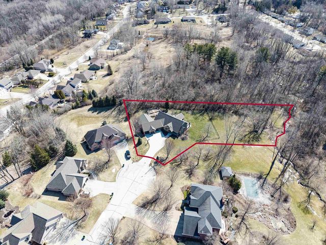 2592 REMINGTON COURT, Green Bay, WI 54302